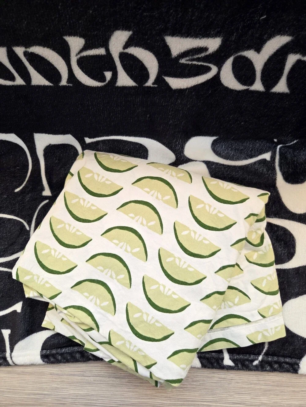 Kate Spade New York Cucumber Shower Curtain, 72x72, NWOT
